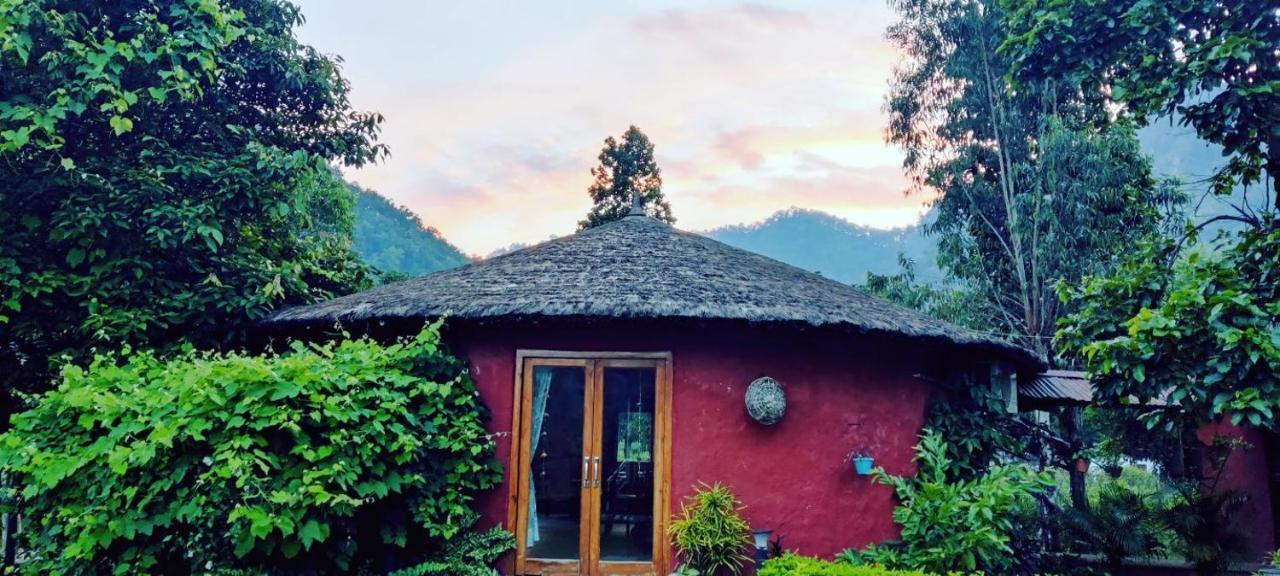 Maatre Yoga Retreat Lodge Marchula